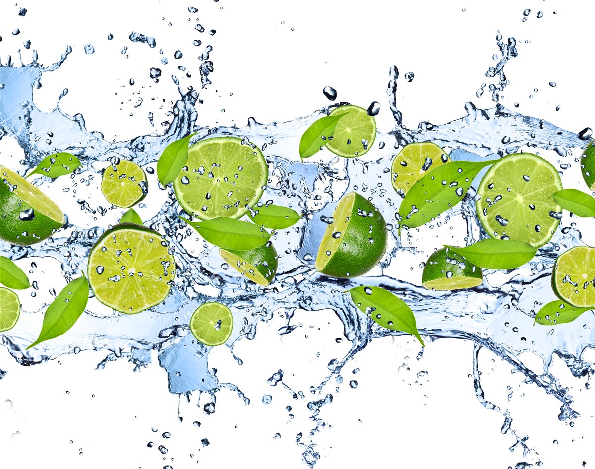 Fototapeta limonki w wodzie